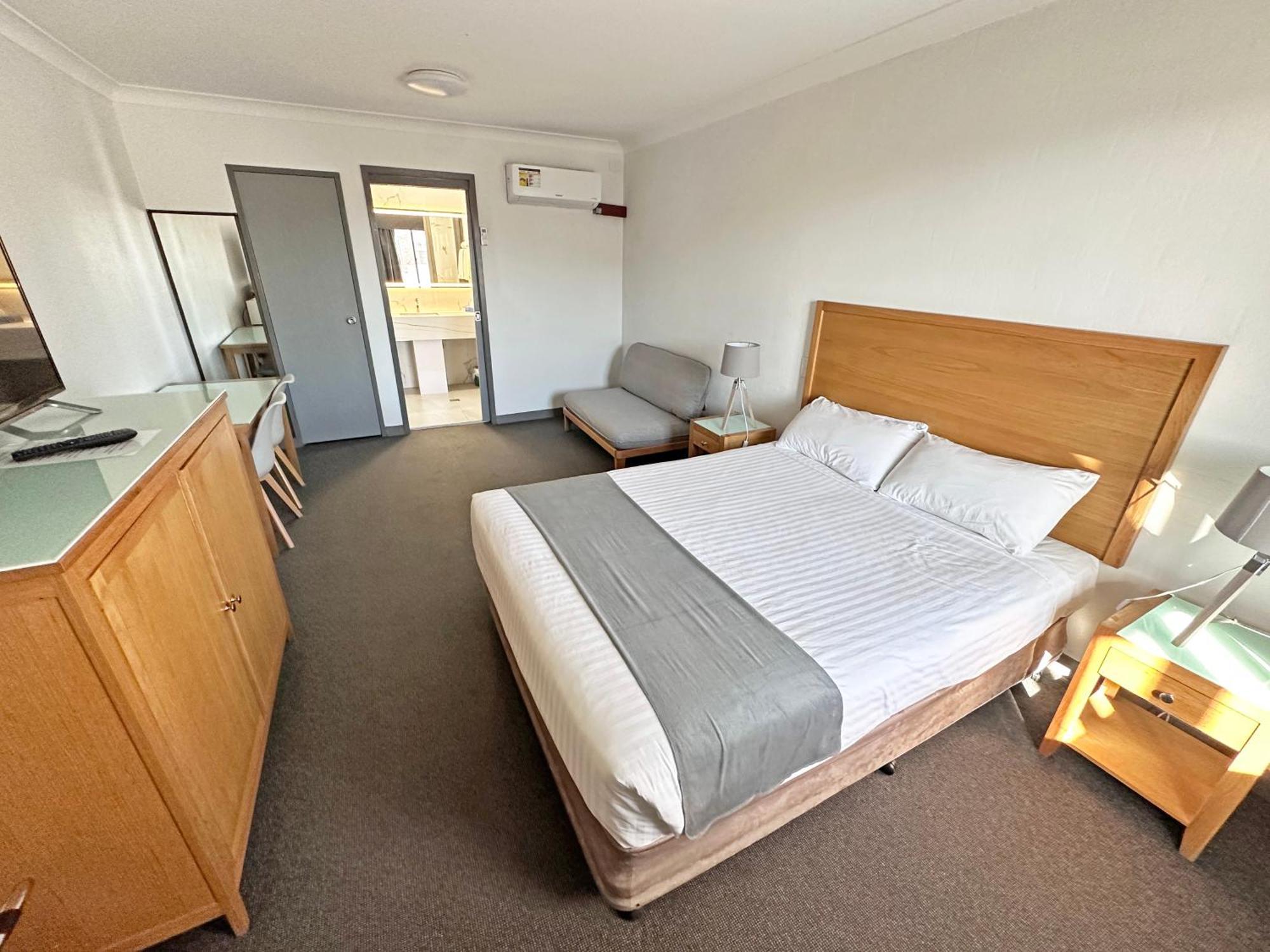 Spa Village Travel Inn Moree Extérieur photo