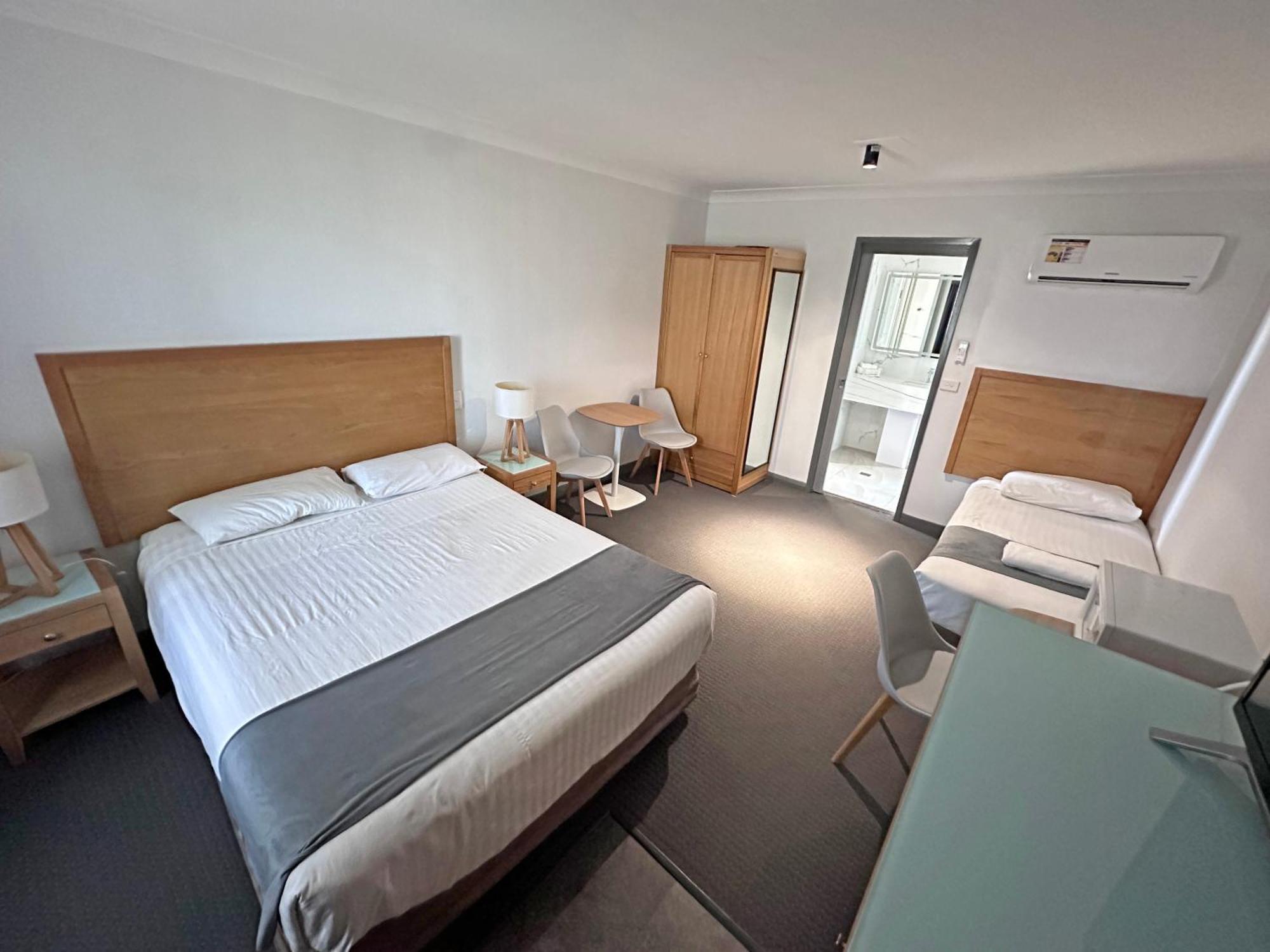 Spa Village Travel Inn Moree Extérieur photo